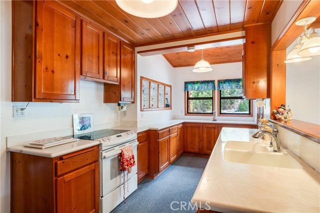 Detail Gallery Image 16 of 33 For 41524 Alder Dr, Forest Falls,  CA 92339 - 2 Beds | 2 Baths