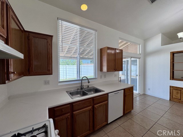 Detail Gallery Image 17 of 33 For 32418 Enriqueta Cir, Temecula,  CA 92592 - 3 Beds | 2 Baths