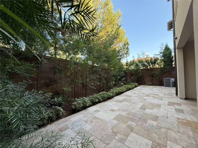 Detail Gallery Image 7 of 7 For 107 Quill, Irvine,  CA 92620 - 3 Beds | 2/1 Baths