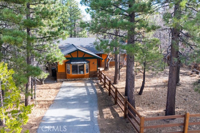 Detail Gallery Image 1 of 34 For 1750 Angels Camp Rd, Big Bear City,  CA 92314 - 3 Beds | 2 Baths