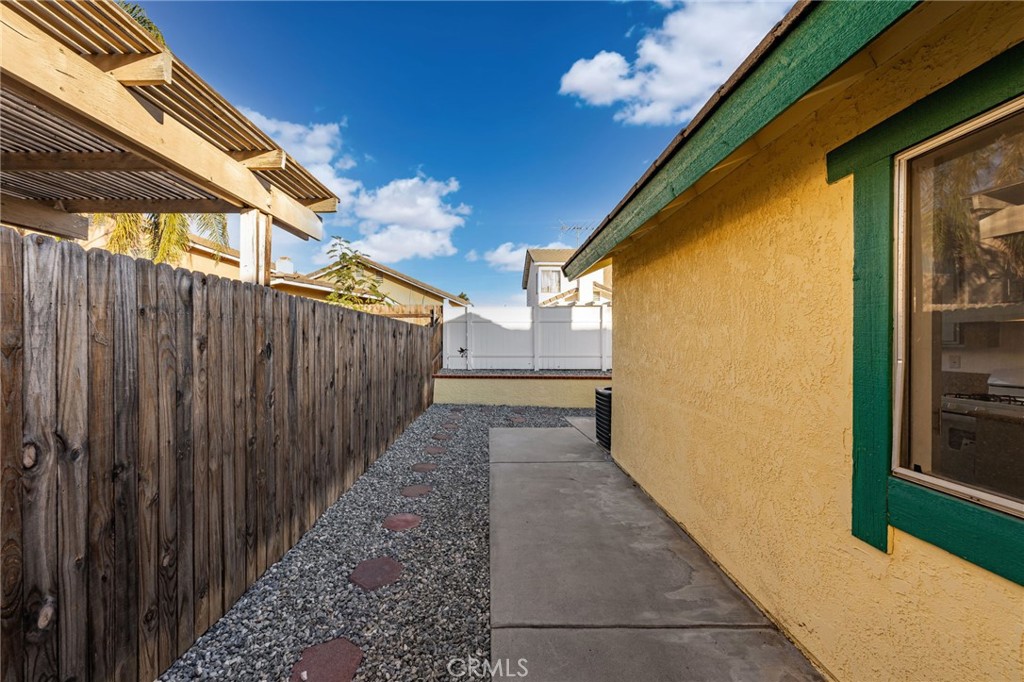 42E16B41 Bd7A 4Dd2 B967 9009280Ee252 2001 Date Tree Road, Colton, Ca 92324 &Lt;Span Style='BackgroundColor:transparent;Padding:0Px;'&Gt; &Lt;Small&Gt; &Lt;I&Gt; &Lt;/I&Gt; &Lt;/Small&Gt;&Lt;/Span&Gt;