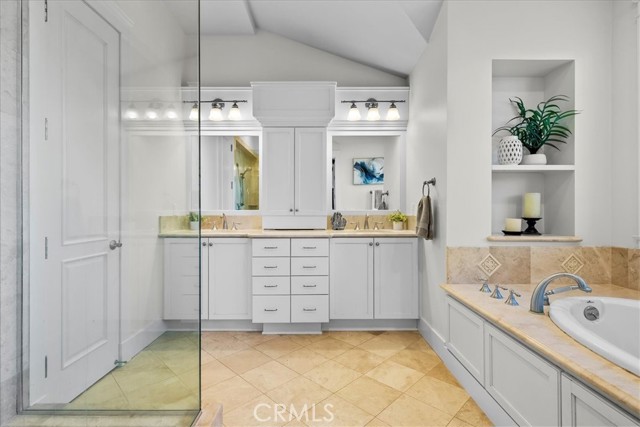 1900 Walnut Avenue, Manhattan Beach, California 90266, 5 Bedrooms Bedrooms, ,4 BathroomsBathrooms,Residential,Sold,Walnut,SB21229114