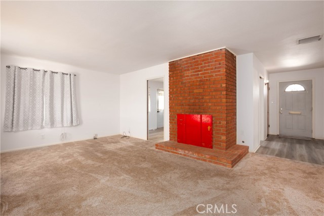 Detail Gallery Image 5 of 15 For 828 W Avenue J14, Lancaster,  CA 93534 - 3 Beds | 2 Baths