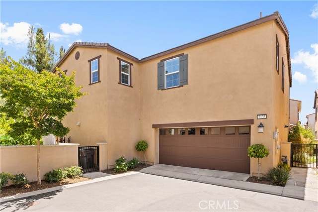 7133 Montecito Lane, Eastvale CA: https://media.crmls.org/medias/42e33239-98bd-4639-b027-14caed3a8e82.jpg