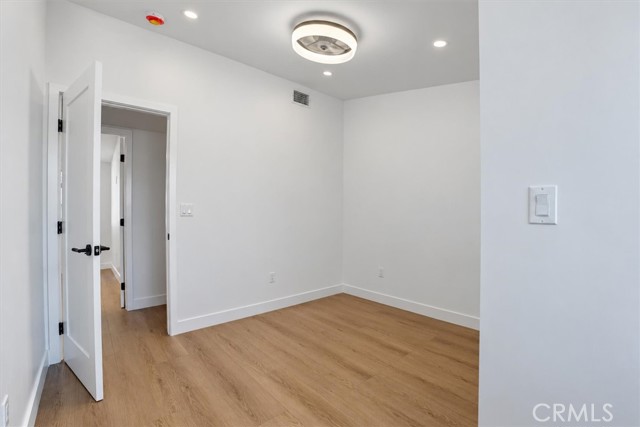 11158 Orion Ave photo 38