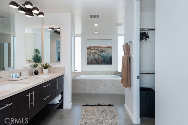 Detail Gallery Image 24 of 37 For 1126 Lucent Ct, Palm Springs,  CA 92262 - 3 Beds | 3 Baths