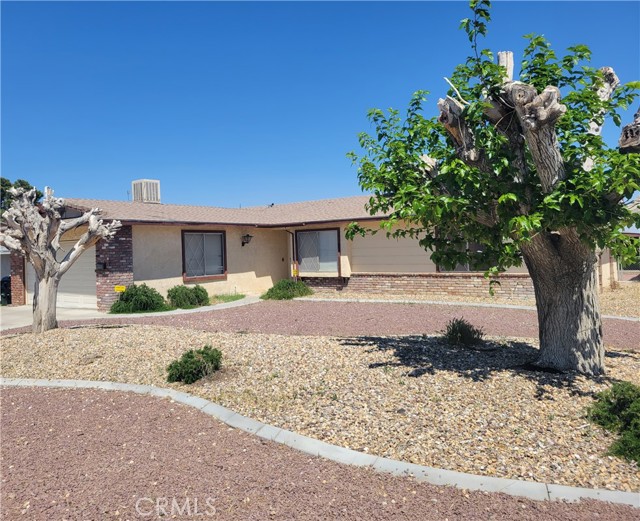 445 Fenmore Drive, Barstow, CA 92311 Listing Photo  1