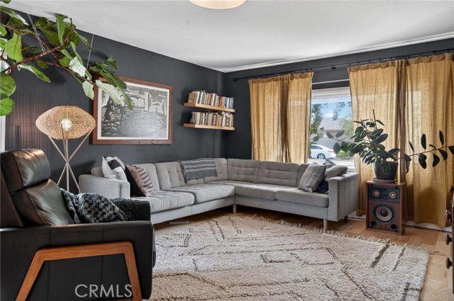 1463 Clock Ave, Redlands CA: https://media.crmls.org/medias/42e4a54f-a4cd-49ca-a620-3d2a05a3ffb1.jpg