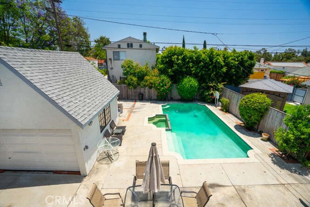 732 Cordova Avenue, Glendale CA: https://media.crmls.org/medias/42e4e2e4-2198-4a97-bb15-3bd39e6a0c05.jpg
