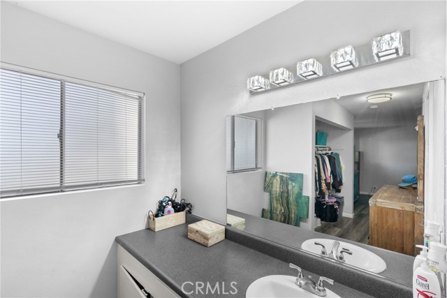 844 Castle Lane, Santa Maria CA: https://media.crmls.org/medias/42e523e8-f1a3-4a52-9c54-1708215eb637.jpg