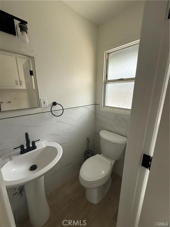 Detail Gallery Image 9 of 17 For 1818 Deserta, Glendora,  CA 91740 - 3 Beds | 2 Baths