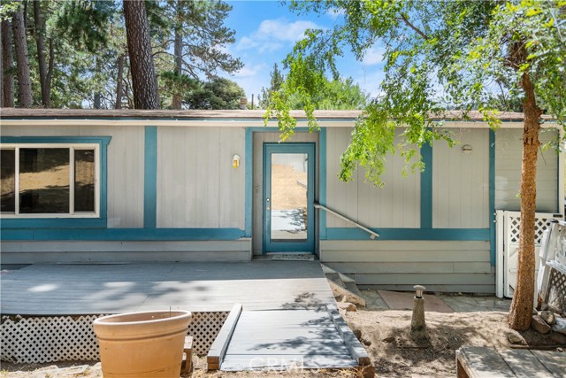 Detail Gallery Image 3 of 21 For 22899 Byron Rd #37,  Crestline,  CA 92325 - 3 Beds | 2 Baths