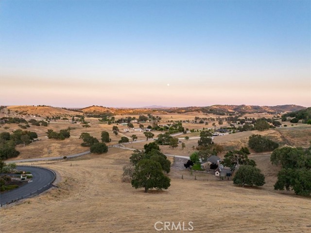 1755 Burnt Rock Way, Templeton CA: https://media.crmls.org/medias/42e6181c-a0fd-4866-8ef1-e569b07db709.jpg