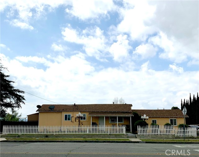 Detail Gallery Image 2 of 24 For 16263 Randall Ave, Fontana,  CA 92335 - 3 Beds | 1 Baths