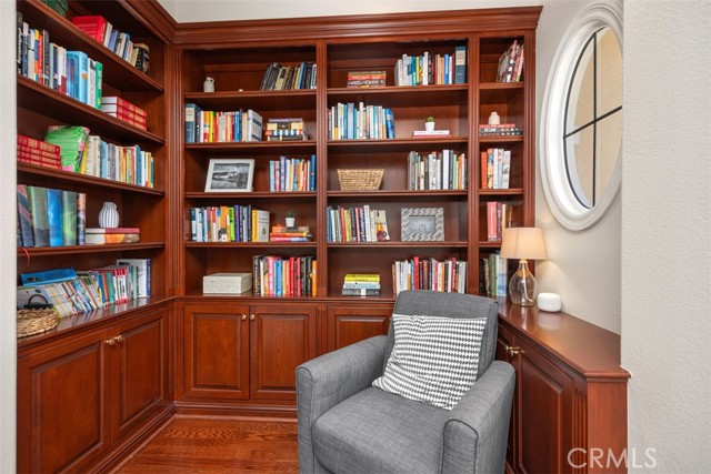 Detail Gallery Image 8 of 13 For 4 Calle Anacapa, San Clemente,  CA 92673 - 5 Beds | 3/1 Baths