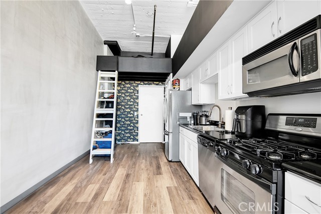 Detail Gallery Image 15 of 44 For 420 S San Pedro St #307,  Los Angeles,  CA 90013 - 1 Beds | 1 Baths