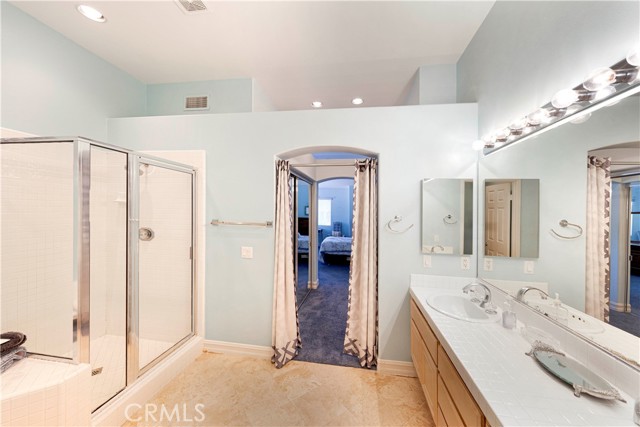 61 Stoney Pointe, Laguna Niguel CA: https://media.crmls.org/medias/42e85456-a8f5-4bea-a214-cf7906d86bed.jpg