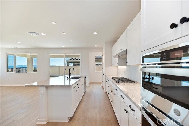 28903 Terrane Court, Canyon Country CA: https://media.crmls.org/medias/42e88690-91dd-4940-97ac-ff69573b8891.jpg