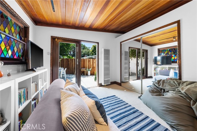 3017 Elm Avenue, Manhattan Beach, California 90266, 2 Bedrooms Bedrooms, ,2 BathroomsBathrooms,Residential,Sold,Elm,SB21199179