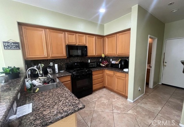 Detail Gallery Image 4 of 16 For 6921 Montego, Chino,  CA 91710 - 4 Beds | 2/1 Baths