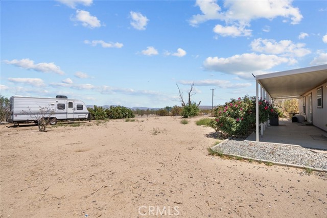6241 Sespe Avenue, Mojave CA: https://media.crmls.org/medias/42ea9da0-e26c-4fef-809e-8edf1065ac64.jpg