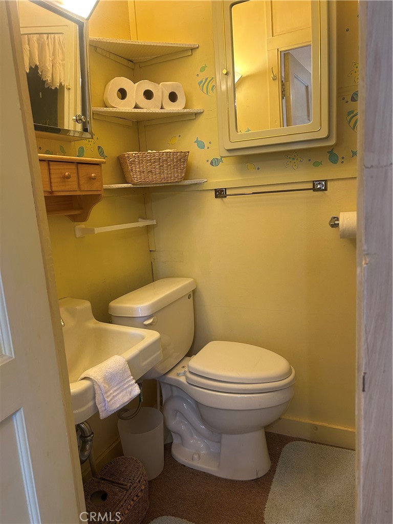 https://media.crmls.org/medias/42eaaa57-7476-48b7-9c22-fe9dc195b488.jpg?preset=X-Large
