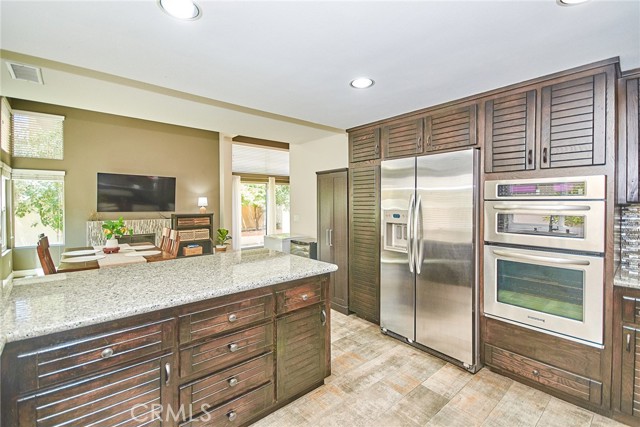 19 Las Cruces, Irvine CA: https://media.crmls.org/medias/42ebcbd2-5a9a-4c23-8a79-0f1ab7dfafef.jpg