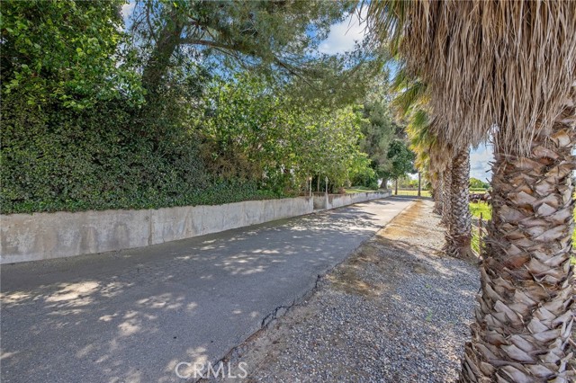 Detail Gallery Image 3 of 75 For 17663 Island Dr, Madera,  CA 93636 - 3 Beds | 2/1 Baths