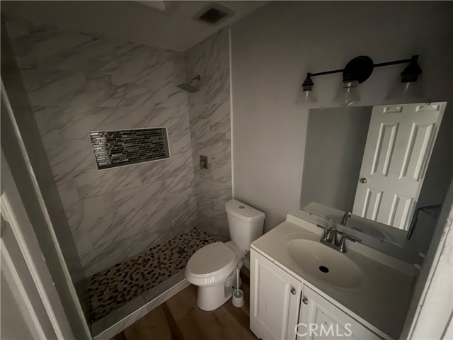 Detail Gallery Image 5 of 14 For 1459 S Euclid #8,  Ontario,  CA 91762 - 3 Beds | 1 Baths