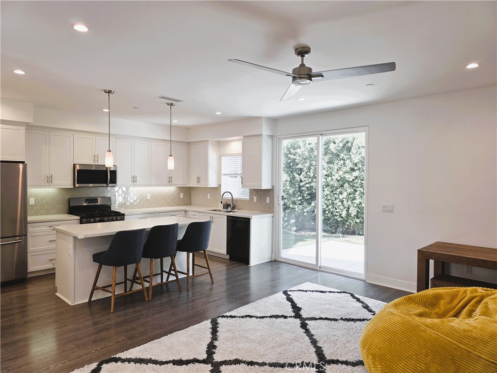 42Ee6Ca9 1F79 4B86 Bf00 9D1Bc6040864 6747 Rhea Court, Reseda, Ca 91335 &Lt;Span Style='BackgroundColor:transparent;Padding:0Px;'&Gt; &Lt;Small&Gt; &Lt;I&Gt; &Lt;/I&Gt; &Lt;/Small&Gt;&Lt;/Span&Gt;