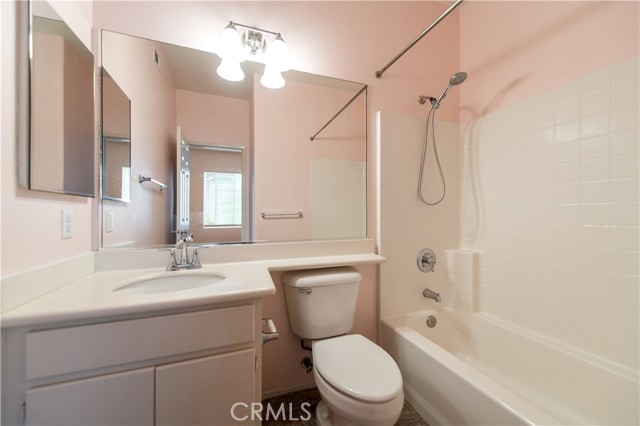 Detail Gallery Image 20 of 26 For 31 Bradford, Irvine,  CA 92602 - 3 Beds | 3 Baths