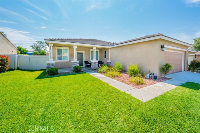 9275 Cattail Ln, Fontana, CA 92335