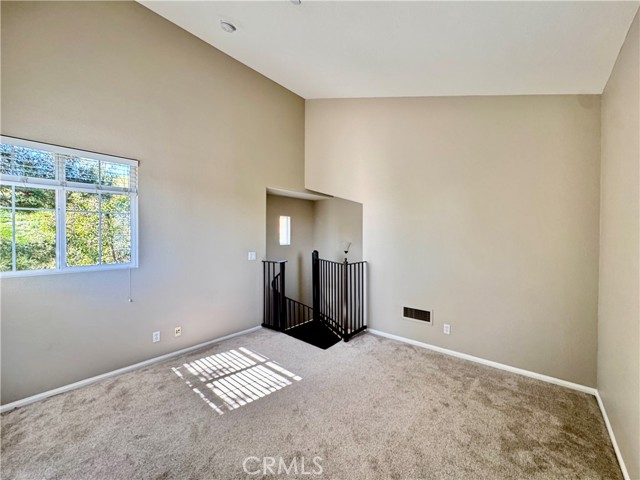 Detail Gallery Image 14 of 26 For 29 Quartz Ln, Ladera Ranch,  CA 92694 - 3 Beds | 2/1 Baths