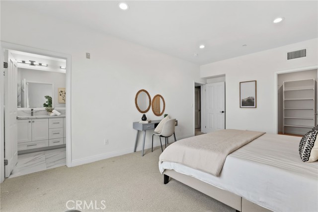 Detail Gallery Image 22 of 31 For 3501 Tilden Ave #8,  Los Angeles,  CA 90034 - 3 Beds | 3/1 Baths