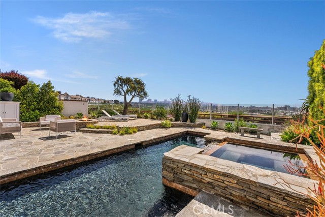 Detail Gallery Image 35 of 44 For 31 Cape Andover, Newport Beach,  CA 92660 - 4 Beds | 3/1 Baths