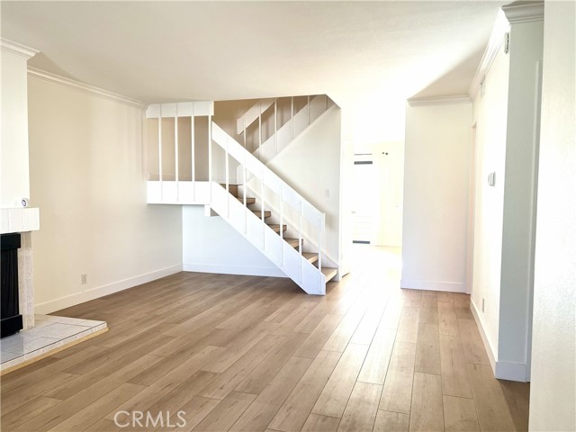 Detail Gallery Image 17 of 41 For 4 Latitude Ct, Newport Beach,  CA 92663 - 3 Beds | 2/1 Baths