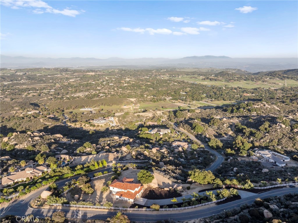 41950 Hacienda Dr