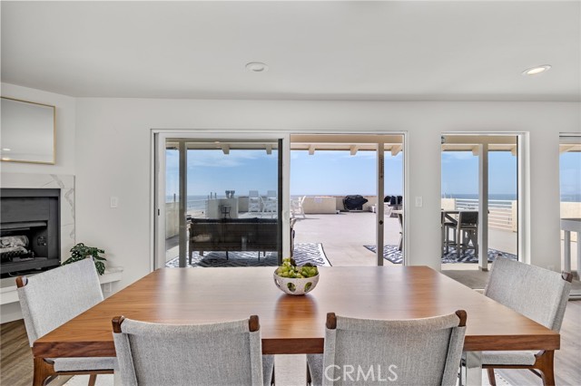 72 The Strand, Hermosa Beach, California 90254, 3 Bedrooms Bedrooms, ,2 BathroomsBathrooms,Residential,Sold,The Strand,SB23109684