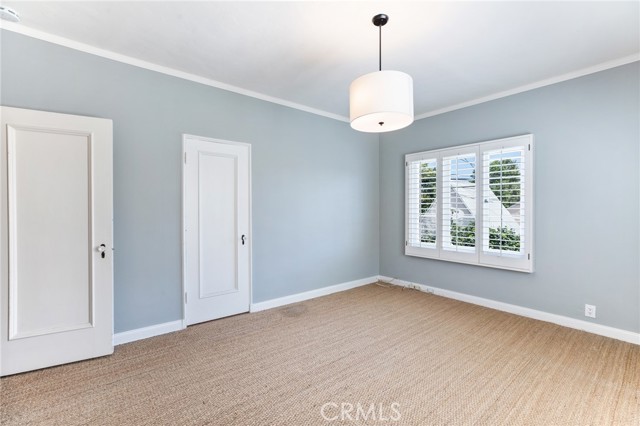 580 S Sweetzer Ave, Los Angeles CA: https://media.crmls.org/medias/42f3d68e-1a40-42b5-8fdf-0bdac3c930f6.jpg