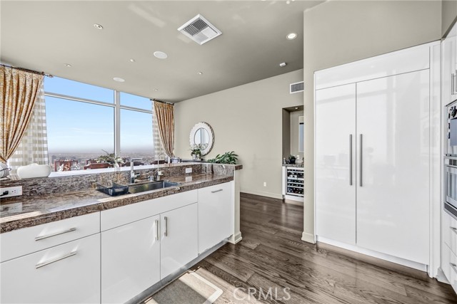 Detail Gallery Image 20 of 56 For 900 W Olympic Bld 50a,  Los Angeles,  CA 90015 - 3 Beds | 4 Baths