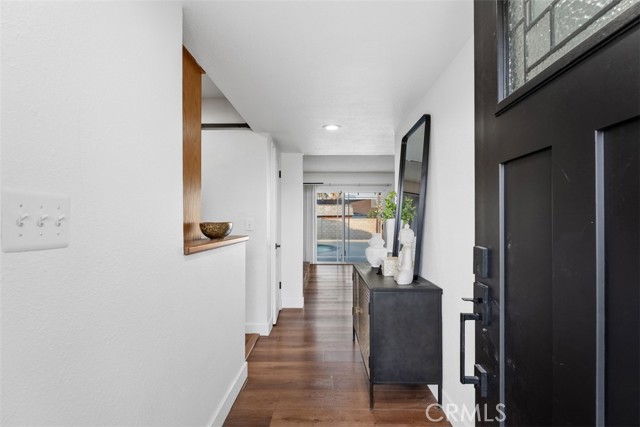 Detail Gallery Image 21 of 29 For 1675 W Mells Lane, Anaheim,  CA 92802 - 4 Beds | 2/1 Baths