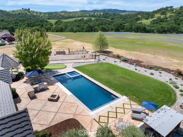 Detail Gallery Image 39 of 64 For 775 via Del Salinas, Paso Robles,  CA 93446 - 4 Beds | 3/1 Baths