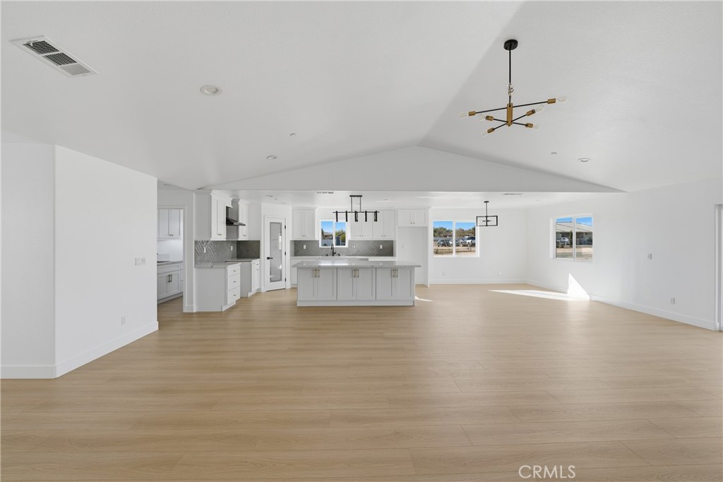 MLS #CV25250513 image #5