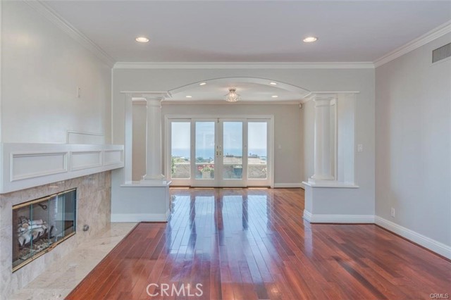 Detail Gallery Image 19 of 38 For 3811 Topside Ln, Corona Del Mar,  CA 92625 - 4 Beds | 3/1 Baths