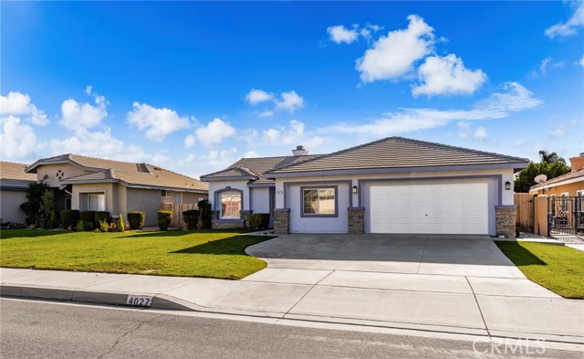 Detail Gallery Image 2 of 47 For 4027 N Redwood, Rialto,  CA 92377 - 4 Beds | 2 Baths