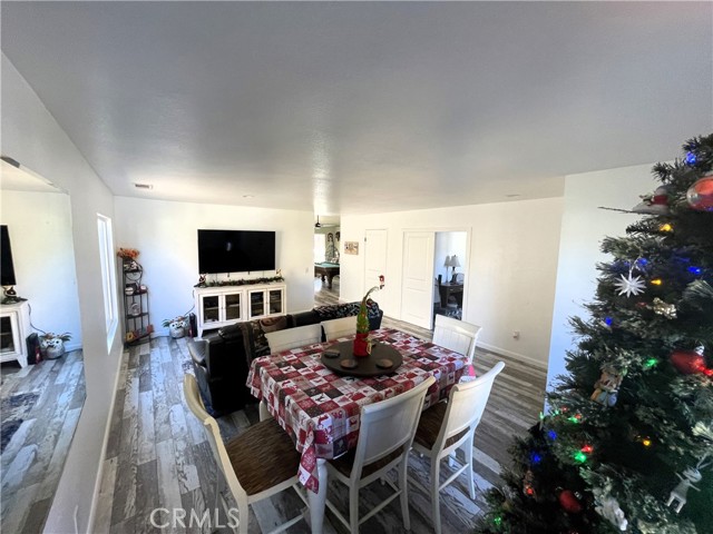 Detail Gallery Image 5 of 25 For 25065 Clover Creek Ln, Menifee,  CA 92584 - 3 Beds | 2 Baths