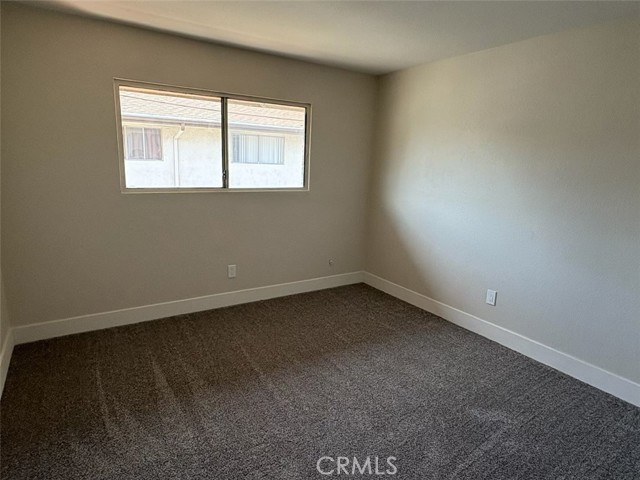 925 S Sherman Ave, Corona CA: https://media.crmls.org/medias/42f7f2f0-085a-4045-ad8f-f4822d8a4a6b.jpg