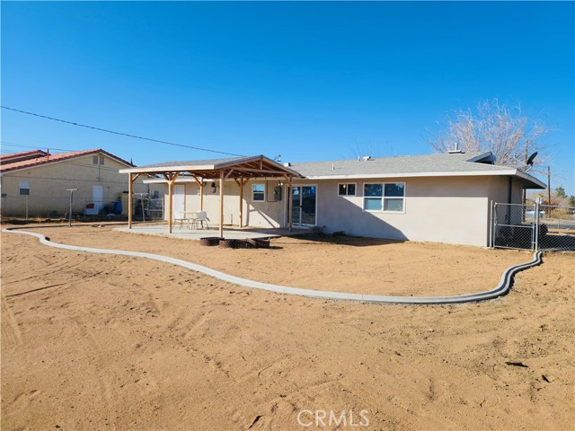 14097 Pawnee Road, Apple Valley, California 92307, 3 Bedrooms Bedrooms, ,1 BathroomBathrooms,Single Family Residence,For Sale,Pawnee,HD25022953