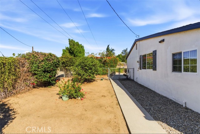 8876 Pigeon Pass, Moreno Valley CA: https://media.crmls.org/medias/42f8accc-063b-45dd-9285-8af9bb3b73f2.jpg