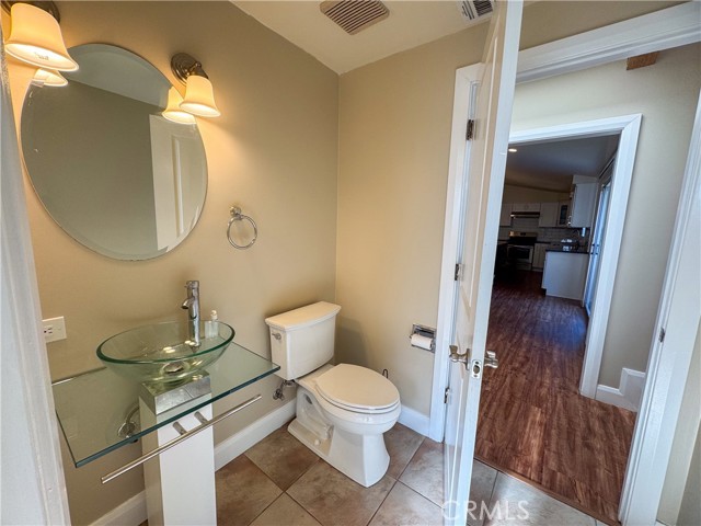 Detail Gallery Image 10 of 27 For 12162 Bradford, Granada Hills,  CA 91344 - 3 Beds | 2/1 Baths